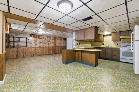 $174,999 | 1003 Hazel Street, New Castle, PA 16101