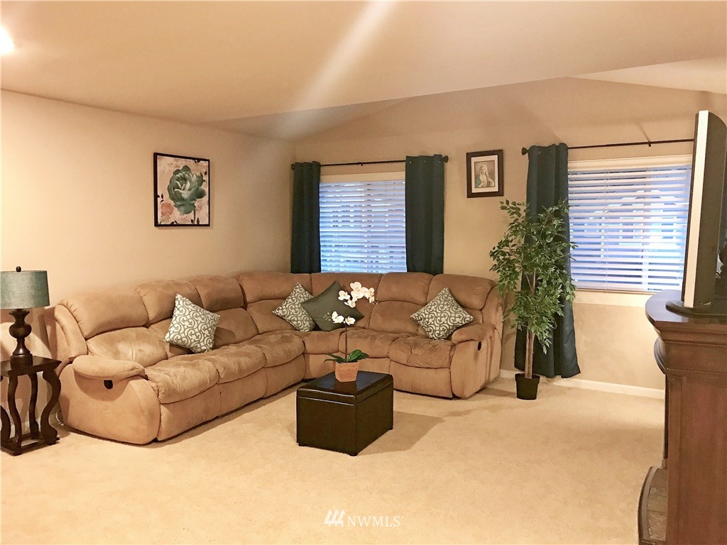 6228 Southeast 2nd Street Renton, WA 98059 - Photo 15 of 21