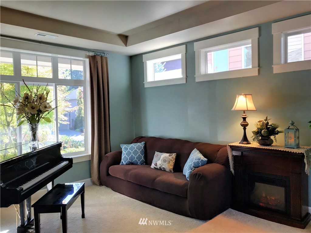 6228 Southeast 2nd Street Renton, WA 98059 - Photo 4 of 21