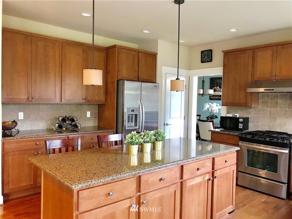 6228 Southeast 2nd Street Renton, WA 98059 - Photo 7 of 21
