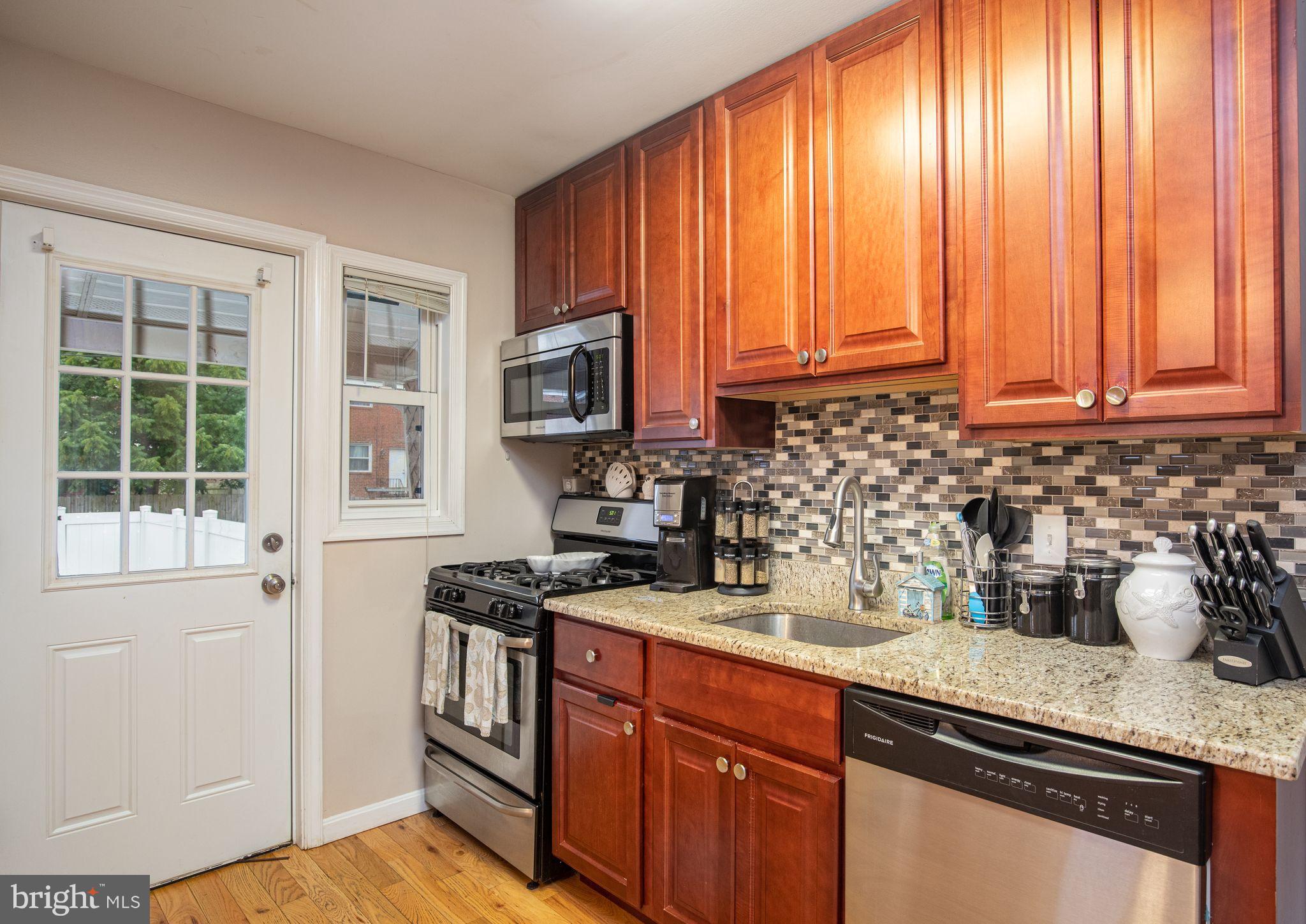 1939 Inverton Road Baltimore, MD 21222 - Photo 8 of 19 Kitchen: Stainless Steel Appliances
