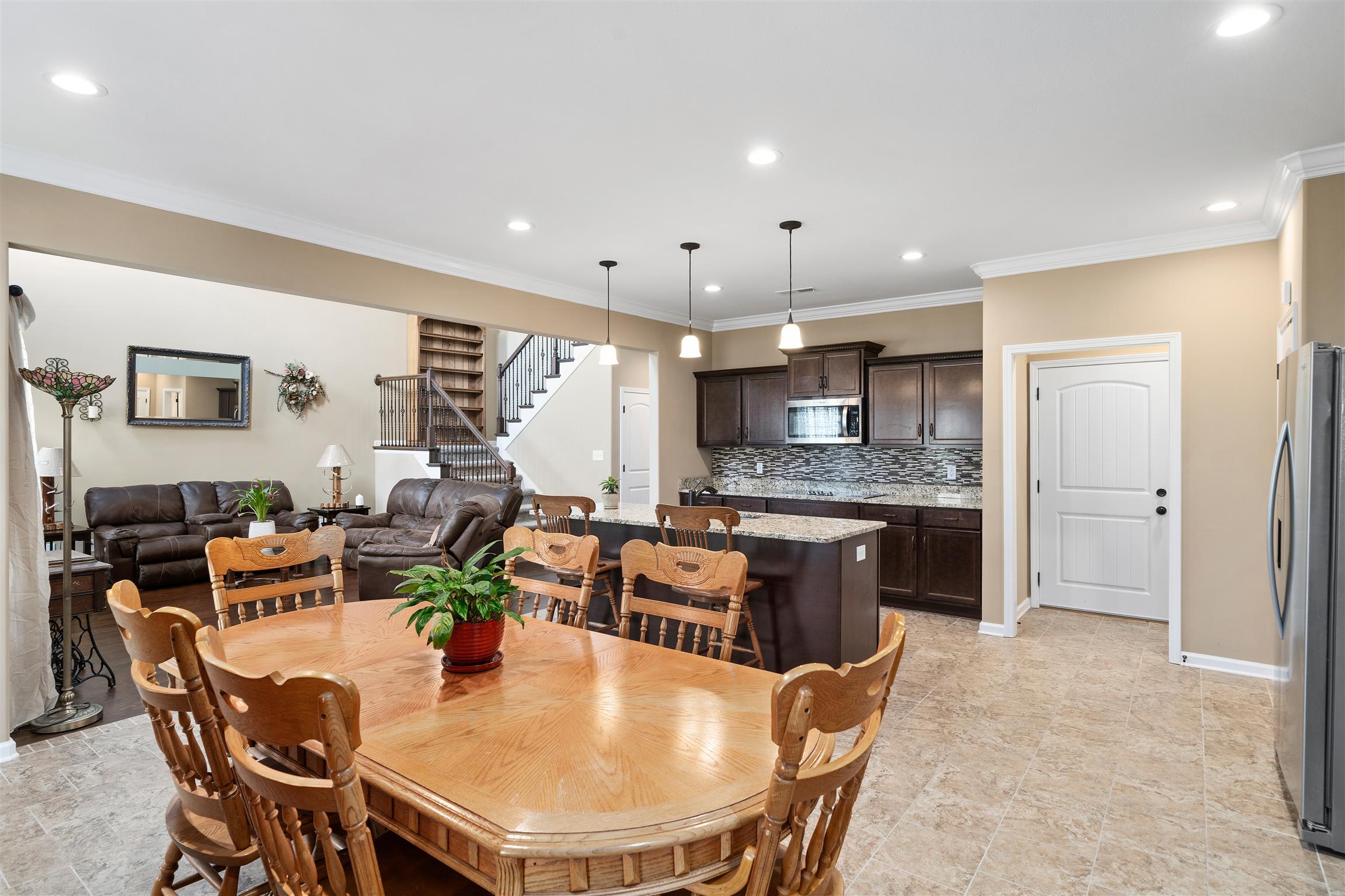 1606 Raven Road Clarksville, TN 37042 - Photo 8 of 20 Gallery Image 8