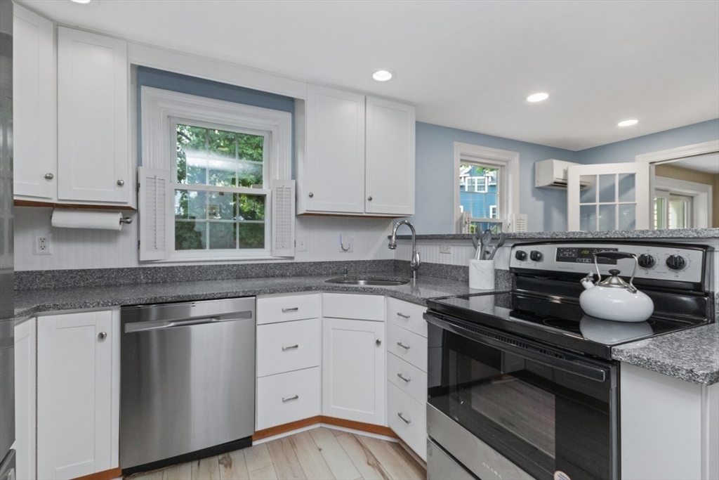 5 Bird Street Needham, MA 02492 - Photo 9 of 34 Gallery Image 9