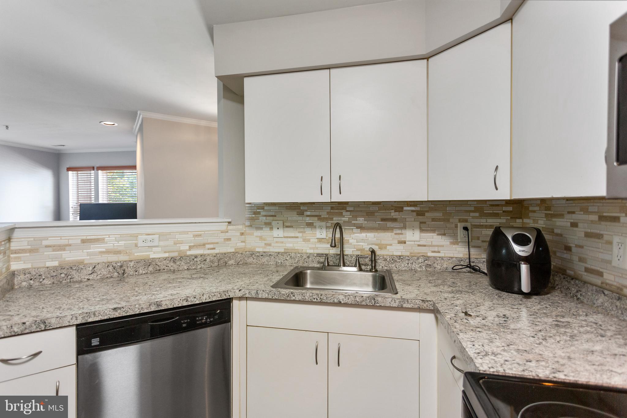 7638 Coachlight Lane Ellicott City, MD 21043 - Photo 12 of 22