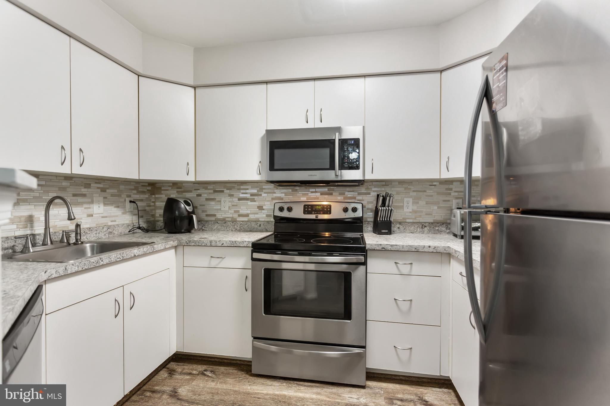 7638 Coachlight Lane Ellicott City, MD 21043 - Photo 13 of 22
