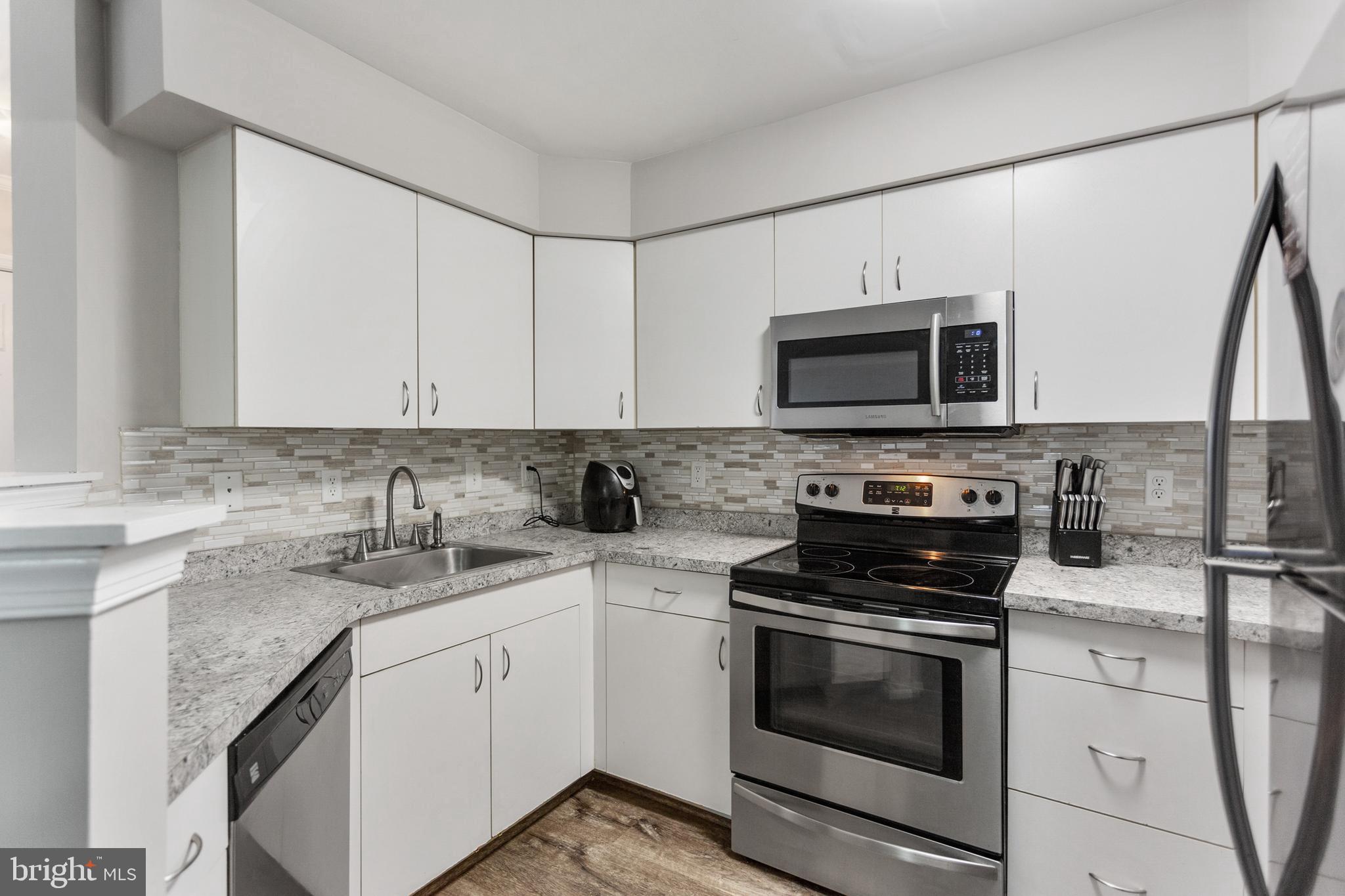 7638 Coachlight Lane Ellicott City, MD 21043 - Photo 14 of 22