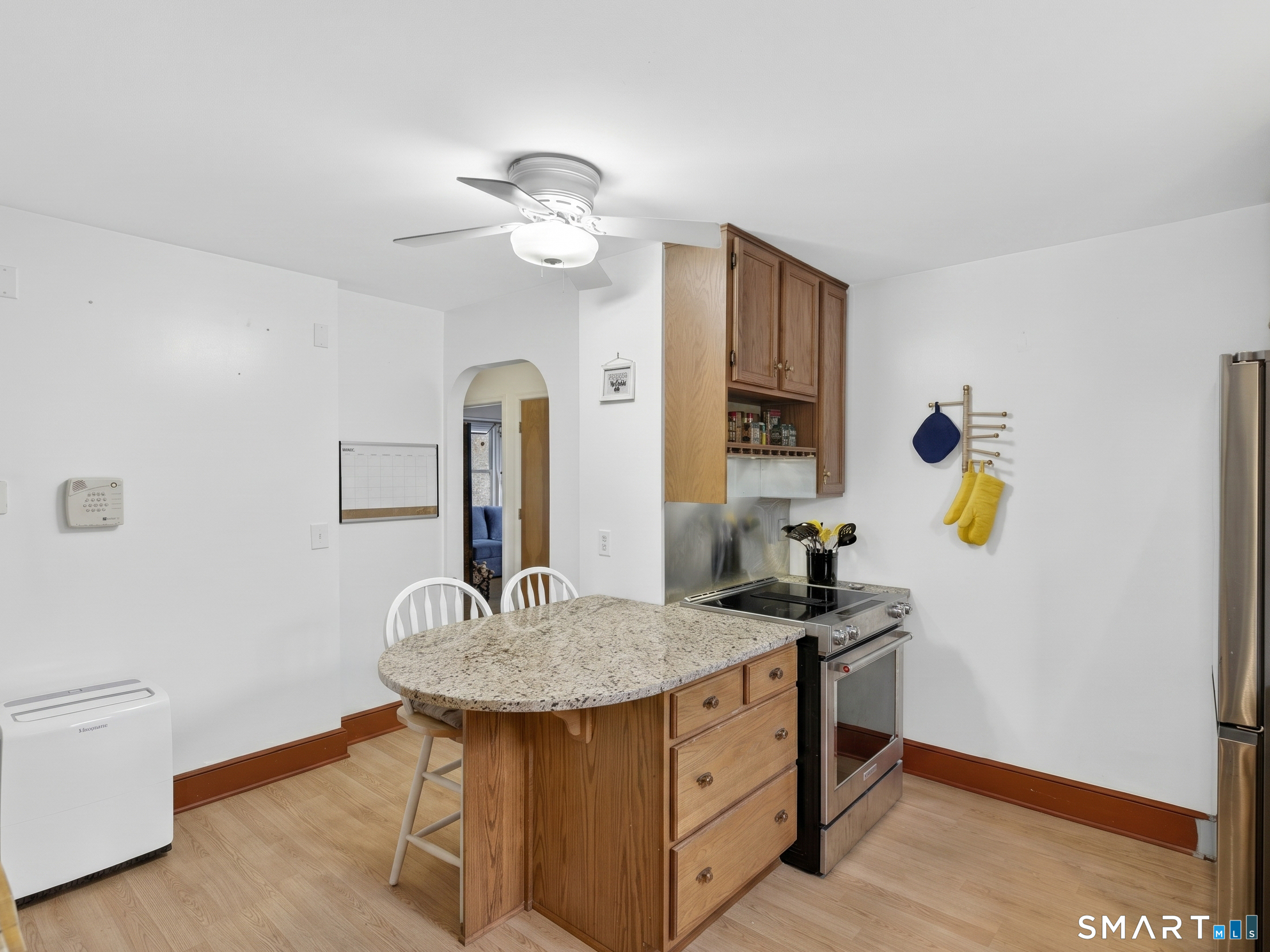 52 Division Street Groton, CT 06340 - Photo 13 of 32