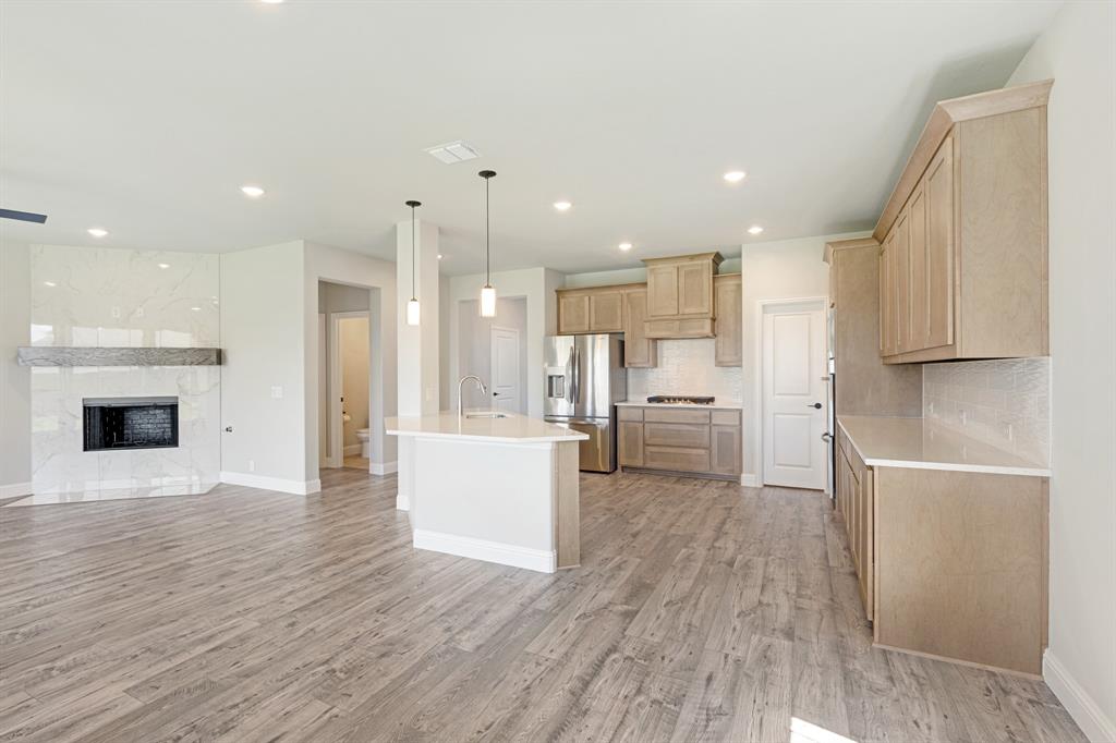 4409 Copper Point Drive Crowley, TX 76036 - Photo 14 of 40