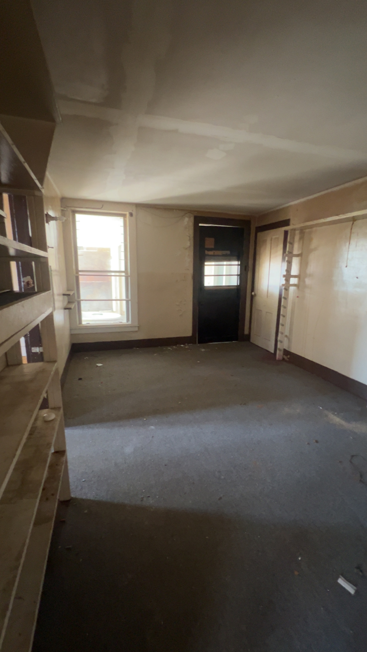 129 Valley Street Windham, CT 06226 - Photo 25 of 32