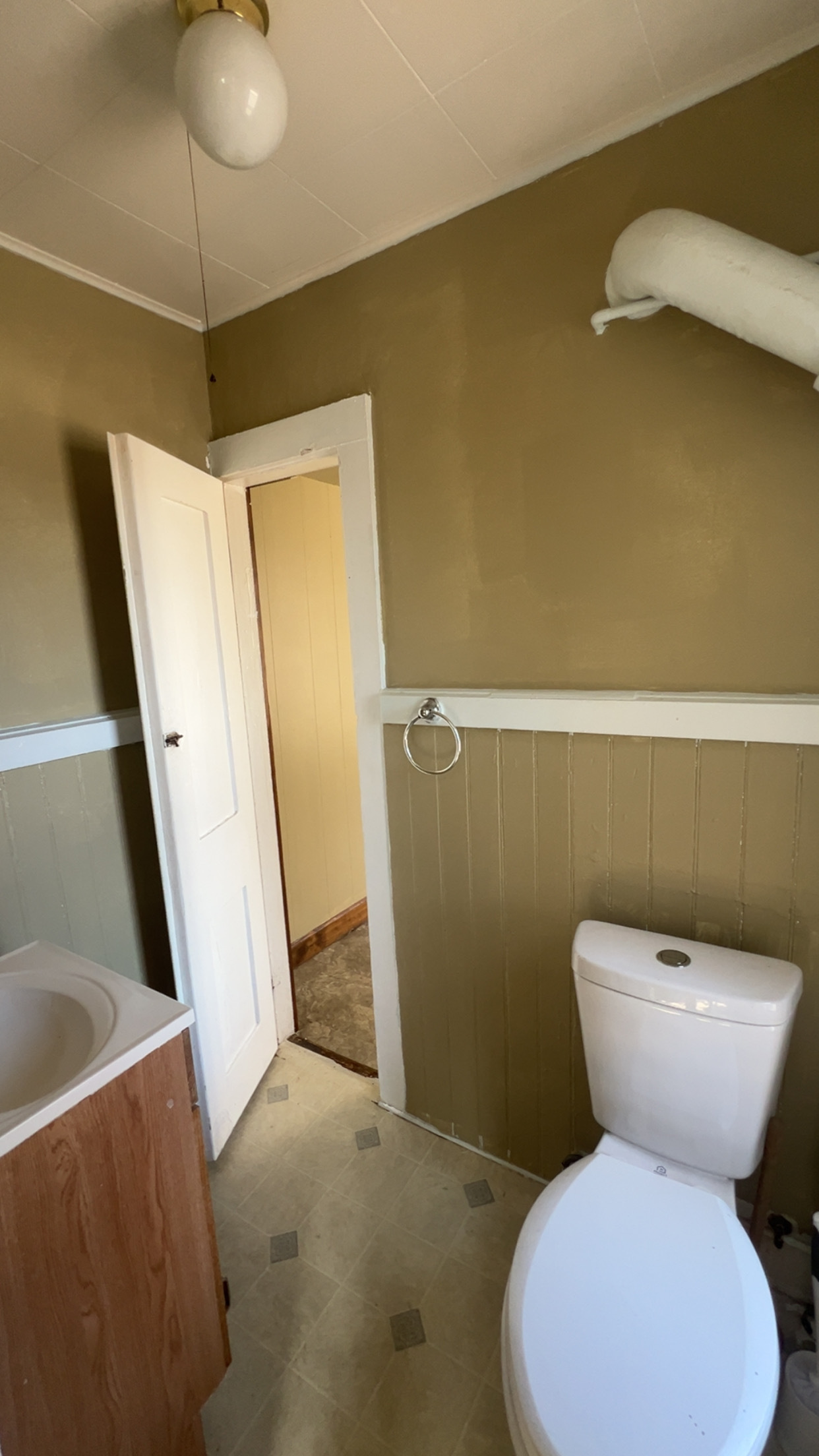 129 Valley Street Windham, CT 06226 - Photo 7 of 32