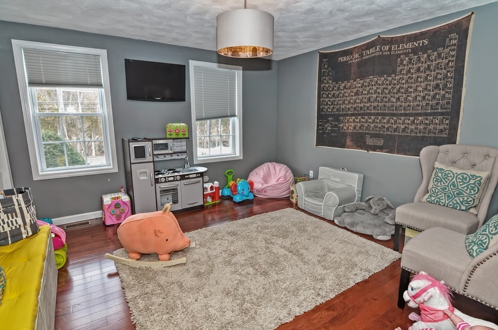 55 Turnpike Road Chelmsford, MA 01824 - Photo 15 of 30 Gallery Image 15