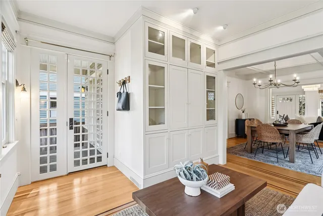 $1,900,000 | 1119 19th Avenue East, Seattle, WA 98112