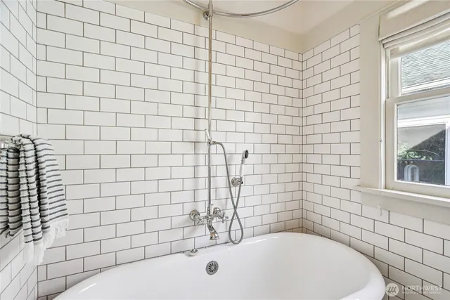 $1,900,000 | 1119 19th Avenue East, Seattle, WA 98112