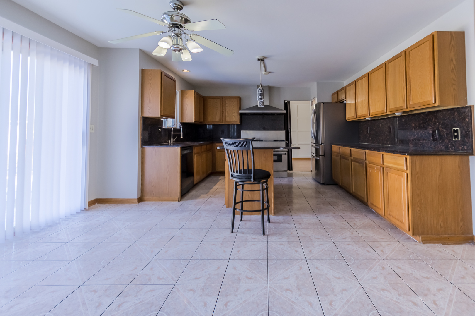 450 Susan Street Romeoville, IL 60446 - Photo 13 of 42 Gallery Image 13