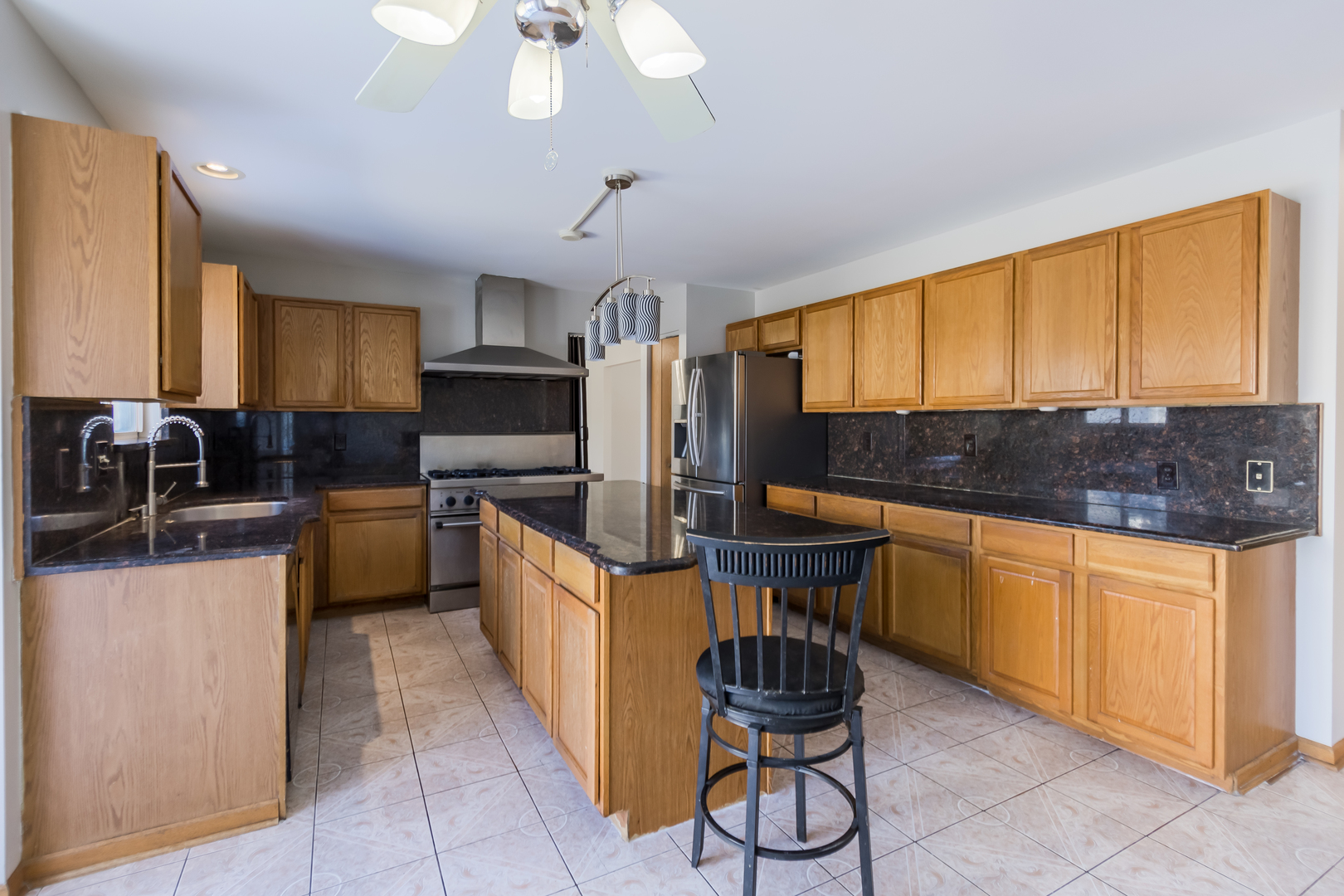 450 Susan Street Romeoville, IL 60446 - Photo 15 of 42 Gallery Image 15