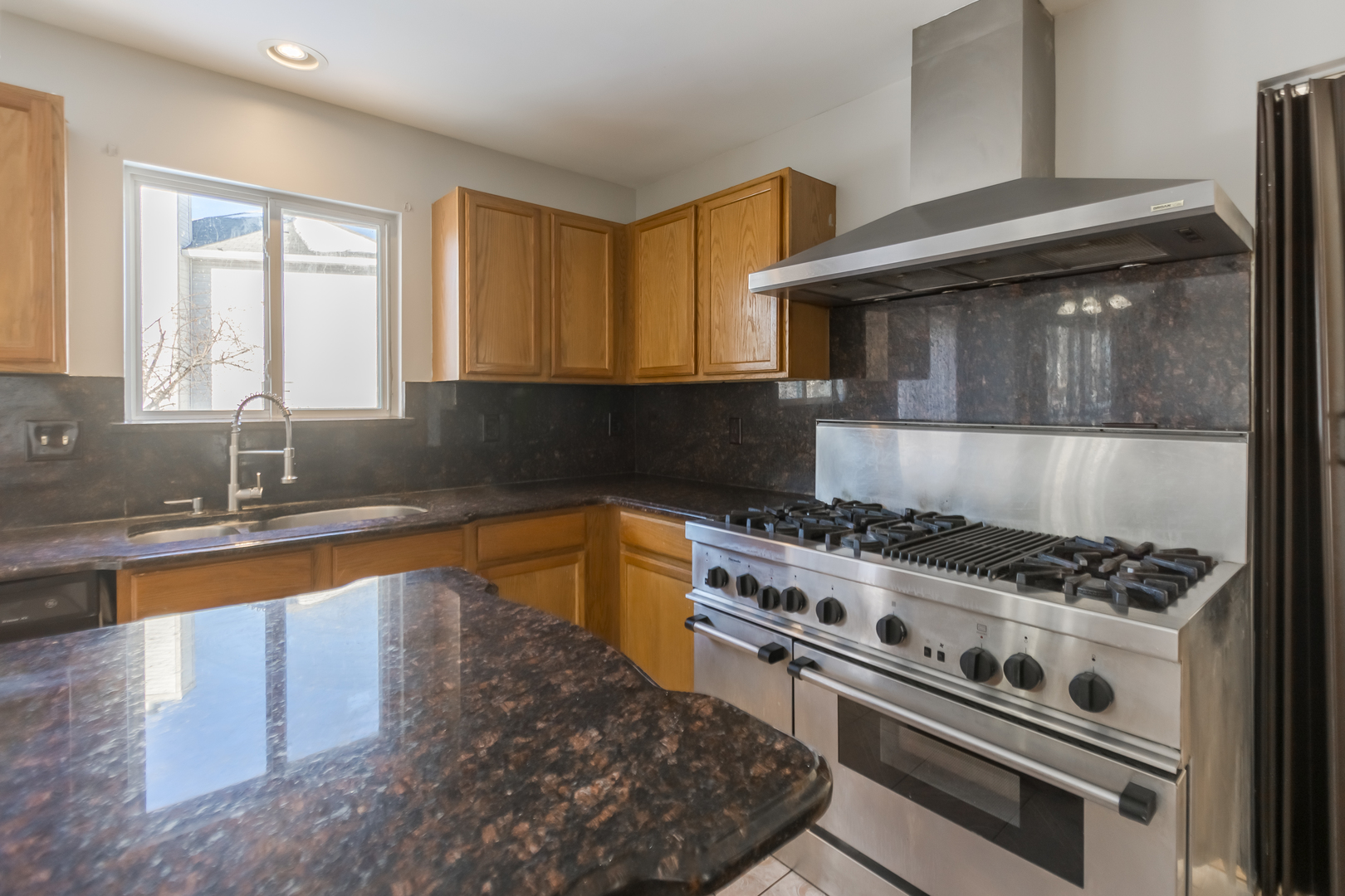 450 Susan Street Romeoville, IL 60446 - Photo 16 of 42 Gallery Image 16