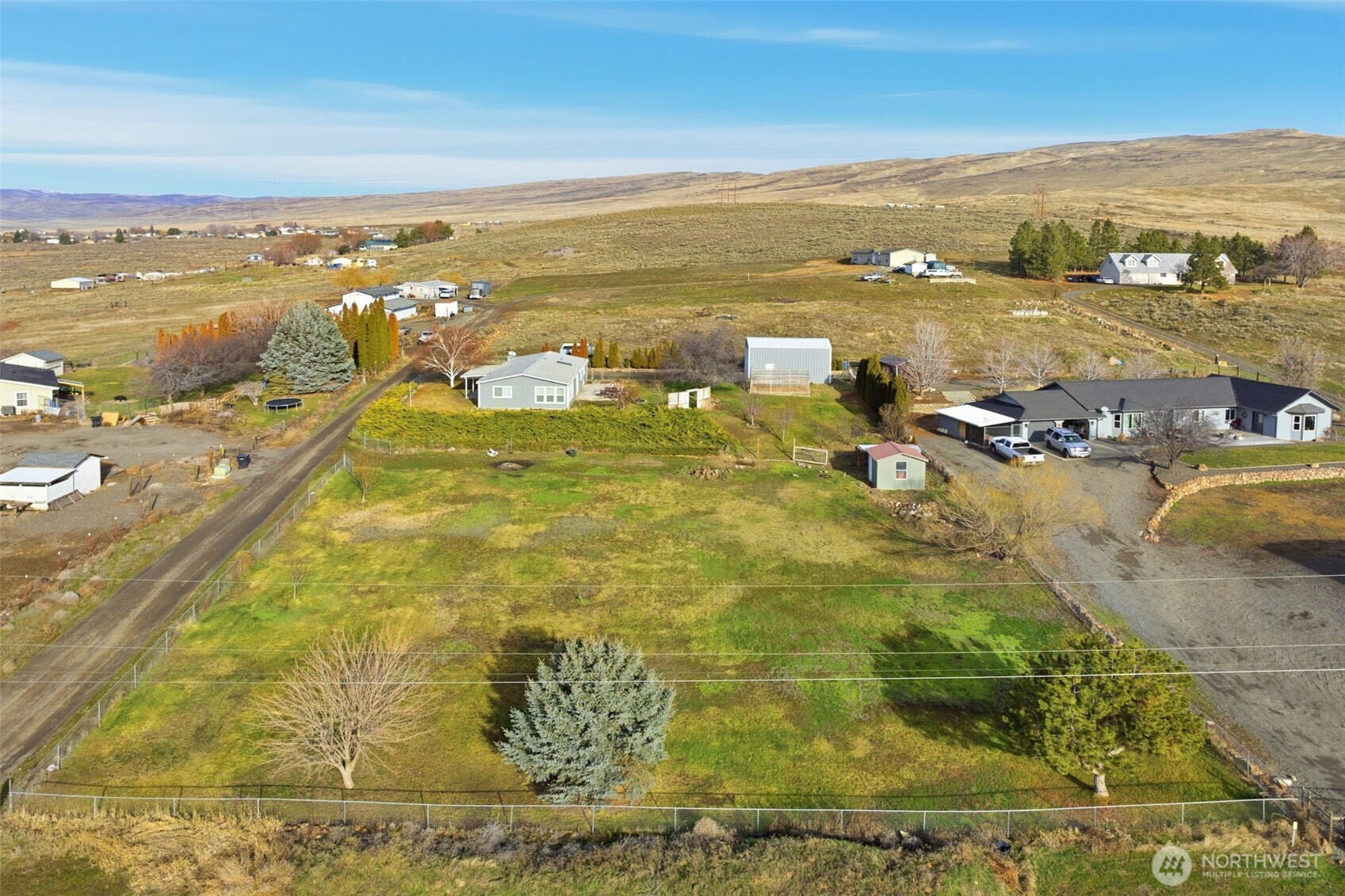 401 Clemans View Road Selah, WA 98942 - Photo 12 of 28 a view of an ocean view