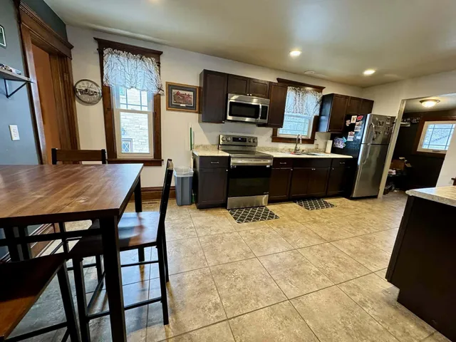 $189,900 | 515 West Florence Street, Cambria, WI 53923