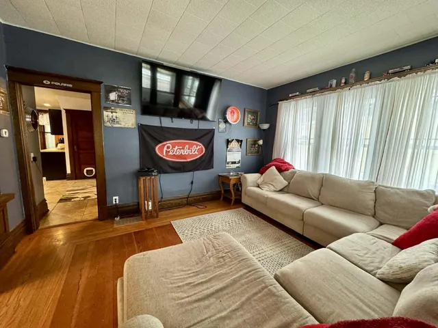 $189,900 | 515 West Florence Street, Cambria, WI 53923