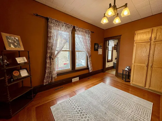 $189,900 | 515 West Florence Street, Cambria, WI 53923