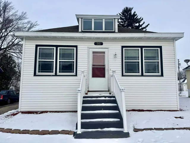 $189,900 | 515 West Florence Street, Cambria, WI 53923