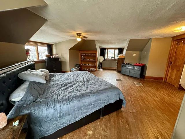 $189,900 | 515 West Florence Street, Cambria, WI 53923