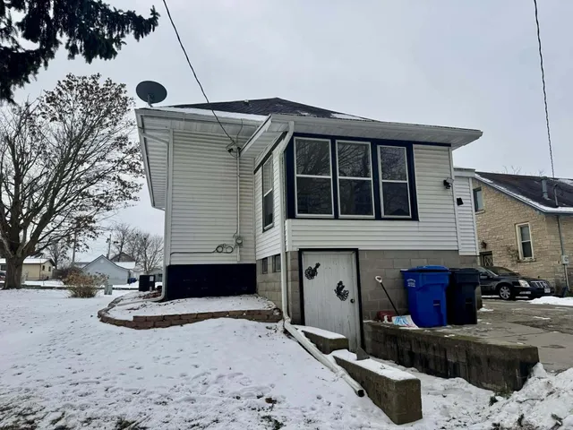 $189,900 | 515 West Florence Street, Cambria, WI 53923