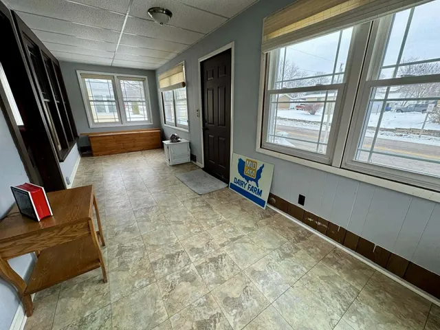 $189,900 | 515 West Florence Street, Cambria, WI 53923