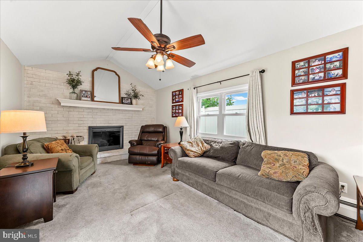 13 McCormick Avenue Ridley Park, PA 19078 - Photo 14 of 41 Family Room