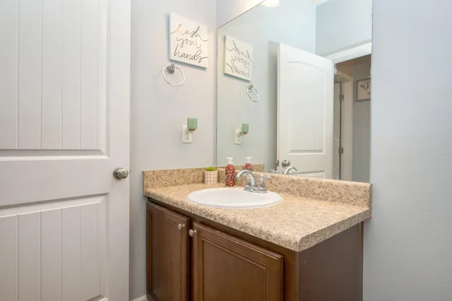 $1,900 | 3597 Autumn Woods Drive, Crestview, FL 32539