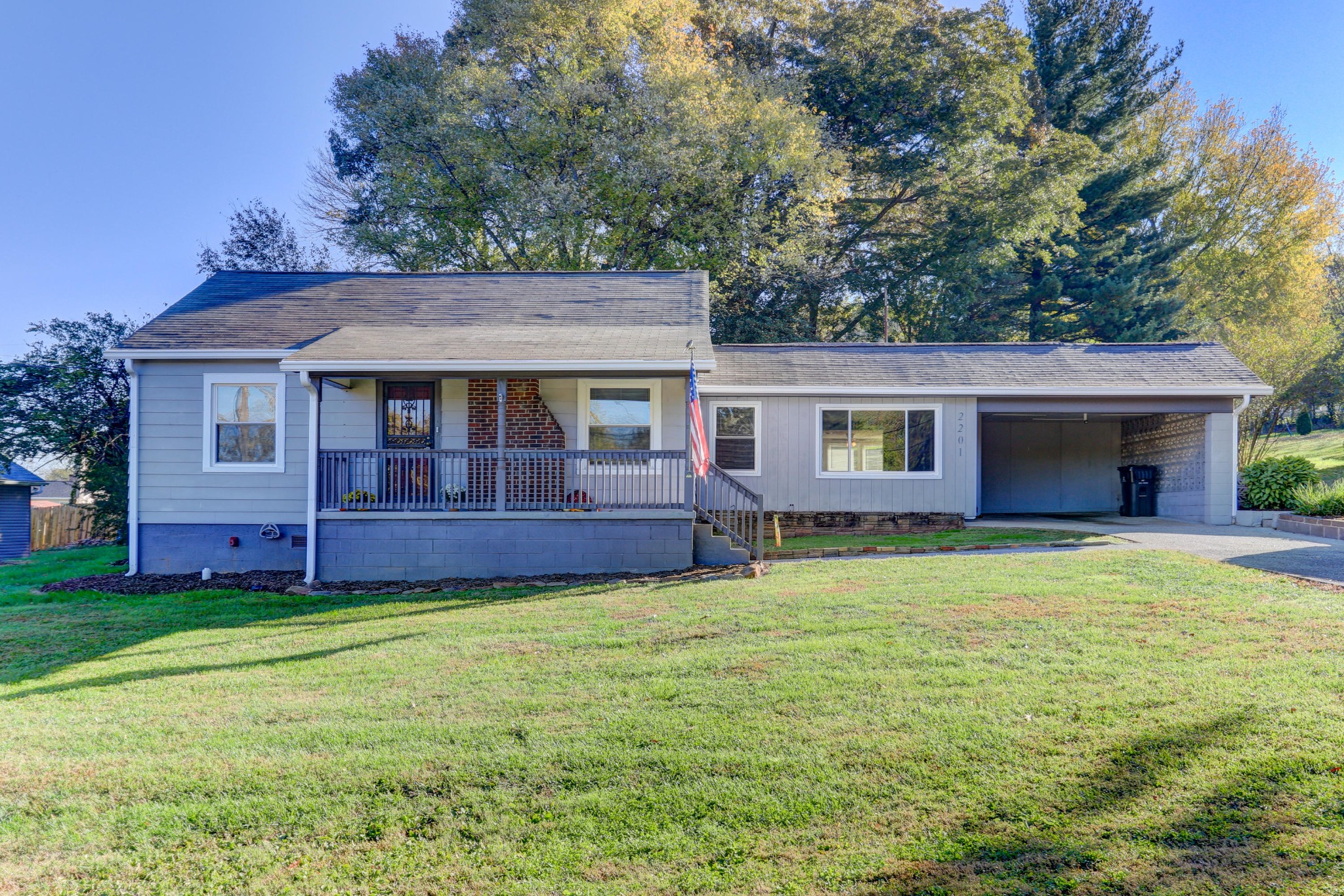 2201 Sanderson Road Knoxville, TN 37921 - Photo 1 of 38 Gallery Image 1