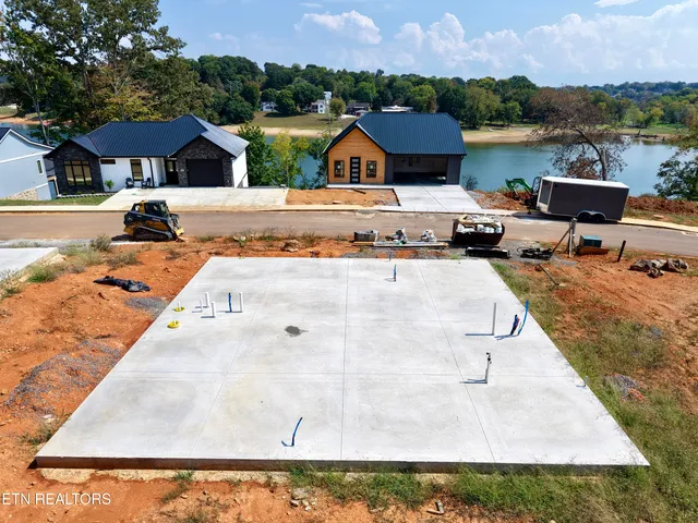 $649,000 | 174 Lakeshore Bay Drive, Jefferson City, TN 37760