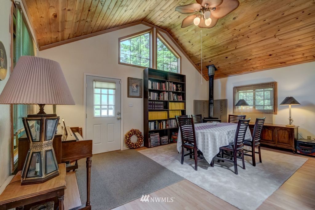 6244 Shamrock Road Maple Falls, WA 98266 - Photo 14 of 25 Gallery Image 14