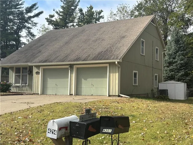 $269,900 | 4214 West Haverill Street, St. Joseph, MO 64506