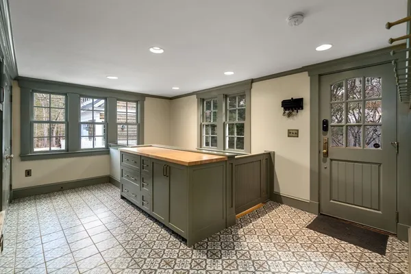 $2,495,000 | 48 Sunset Road, Weston, MA 02493