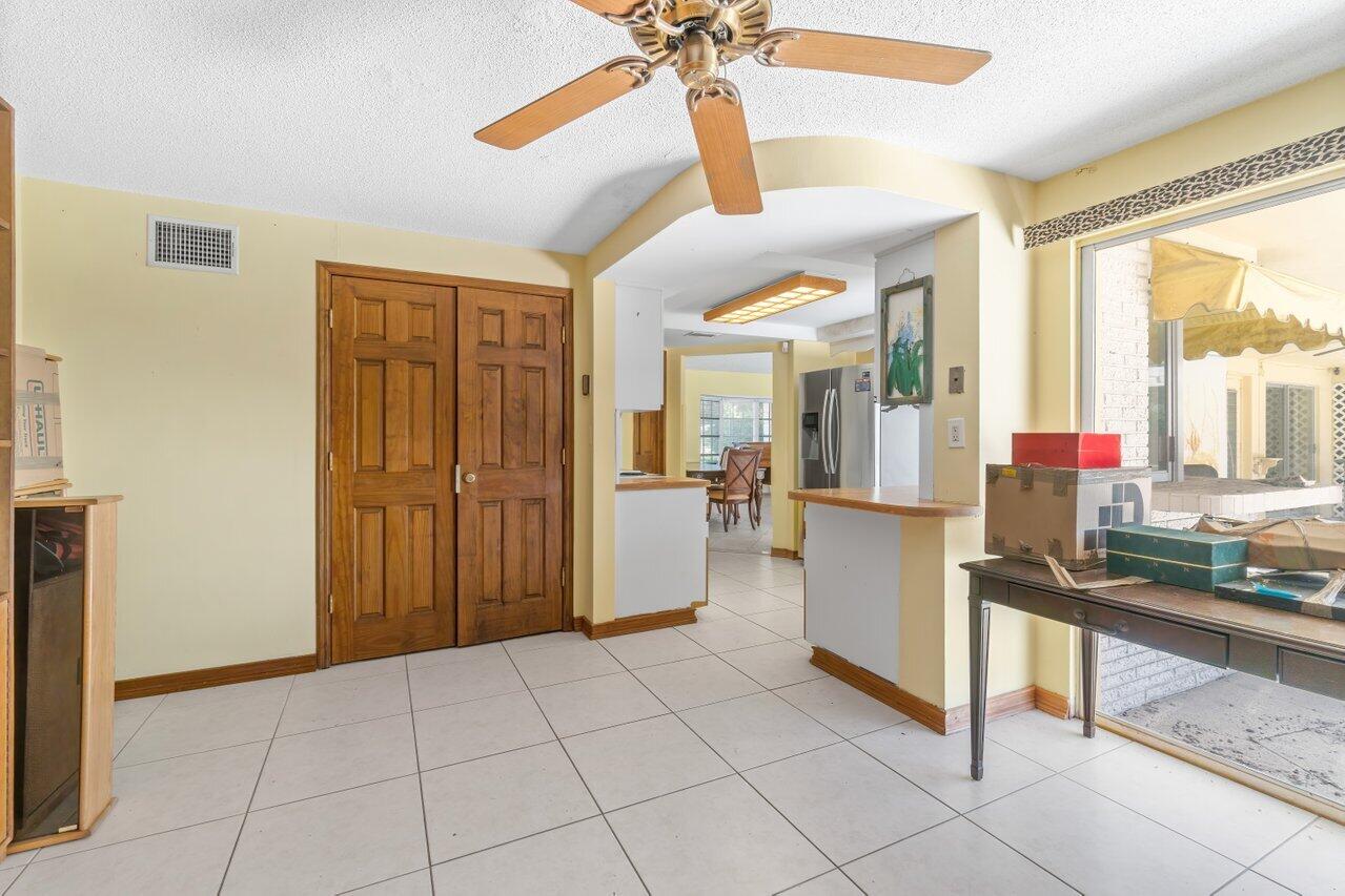 900 Southwest 4th Street Boca Raton, FL 33486 - Photo 9 of 10 021-900Southwest4thStreet-BocaRaton-FL-3