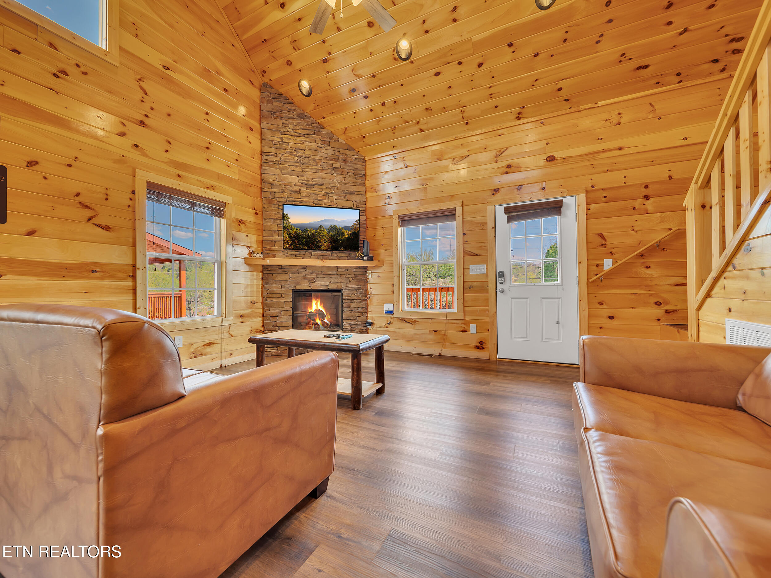 218 Caton Road Sevierville, TN 37862 - Photo 4 of 19 05