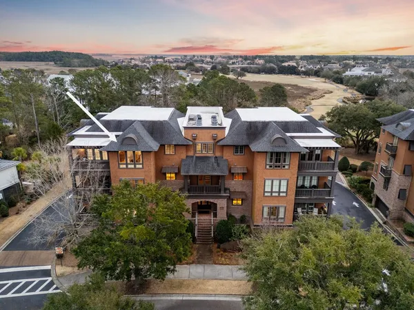 $1,785,000 | 250 Island Park Drive, Unit 205, Charleston, SC 29492