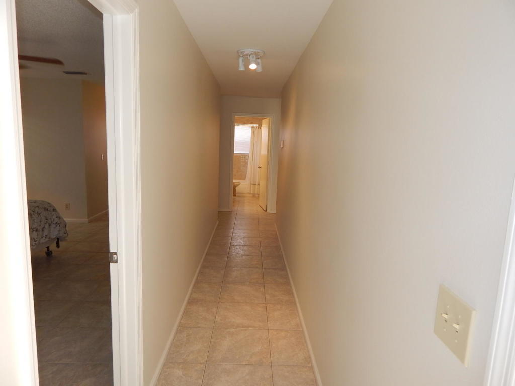 7277 Arcadia Court Boca Raton, FL 33433 - Photo 10 of 22 7AC1DC5B-0435-4193-BC5A-9276ECD068F5