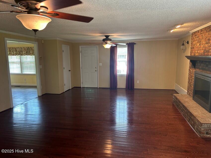 111 Colonial Drive Clinton, NC 28328 - Photo 21 of 24 IMG_1637