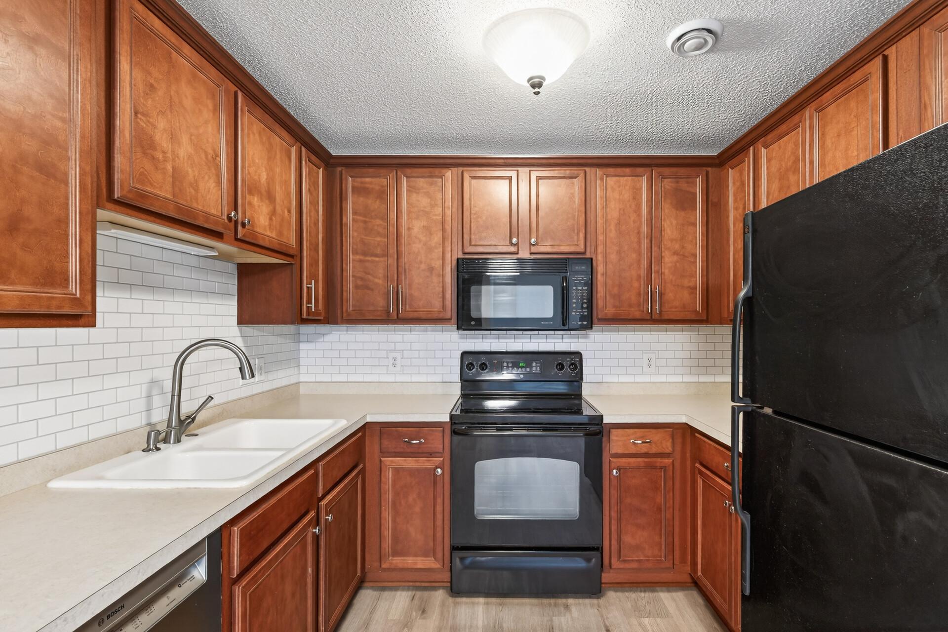 1316 Raintree Lane Waconia, MN 55387 - Photo 12 of 30