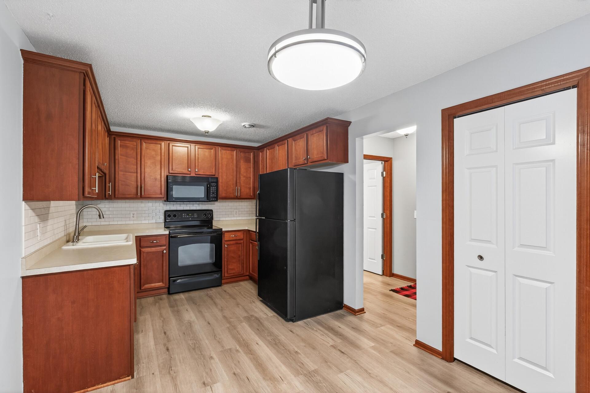 1316 Raintree Lane Waconia, MN 55387 - Photo 13 of 30