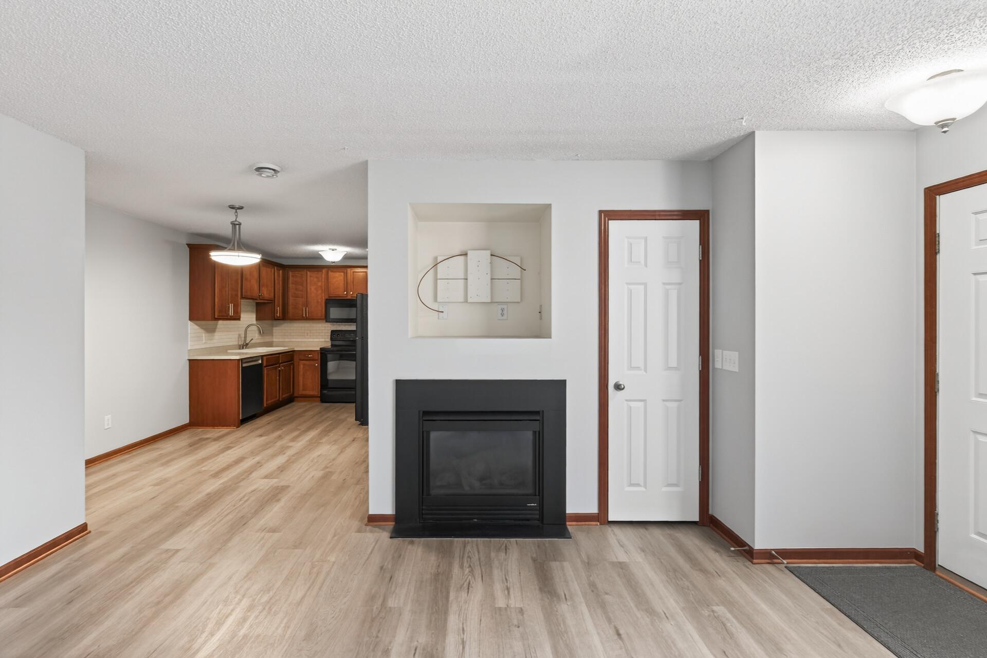 1316 Raintree Lane Waconia, MN 55387 - Photo 5 of 30