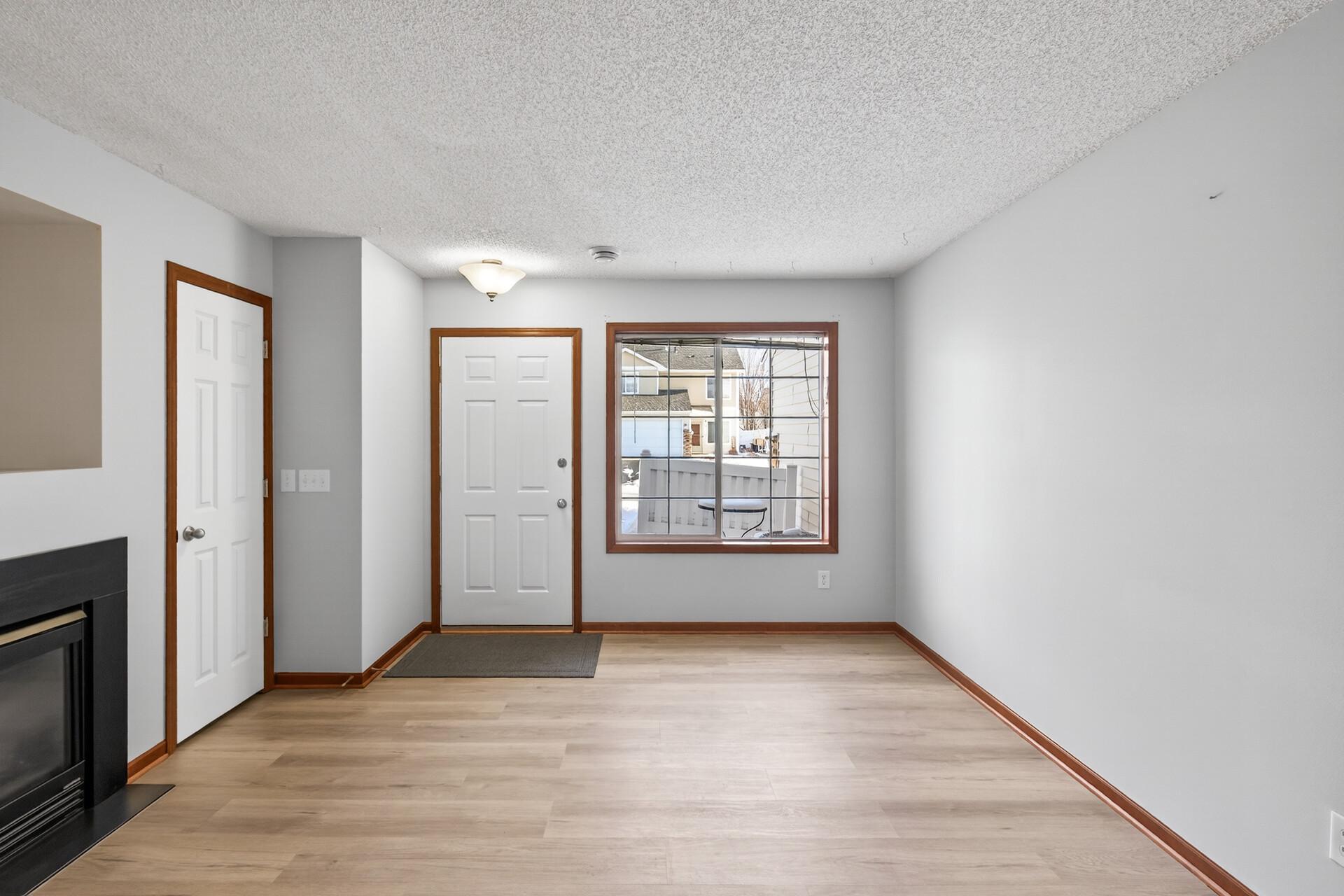 1316 Raintree Lane Waconia, MN 55387 - Photo 8 of 30