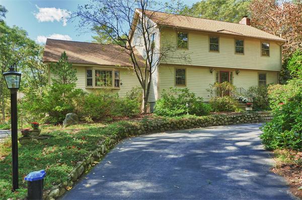 59 Hemlock Hill Road Carlisle, MA 01741 - Photo 1 of 16