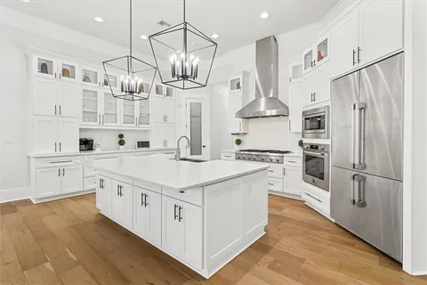 $995,900 | 844 South Fashion Boulevard, Hahnville, LA 70057