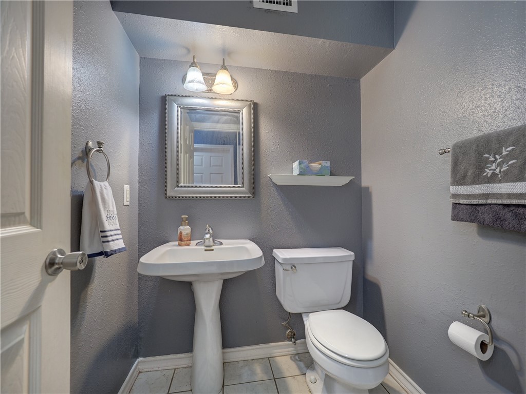 7210 St James Court Corpus Christi, TX 78413 - Photo 13 of 26 Downstairs 1/2 bath