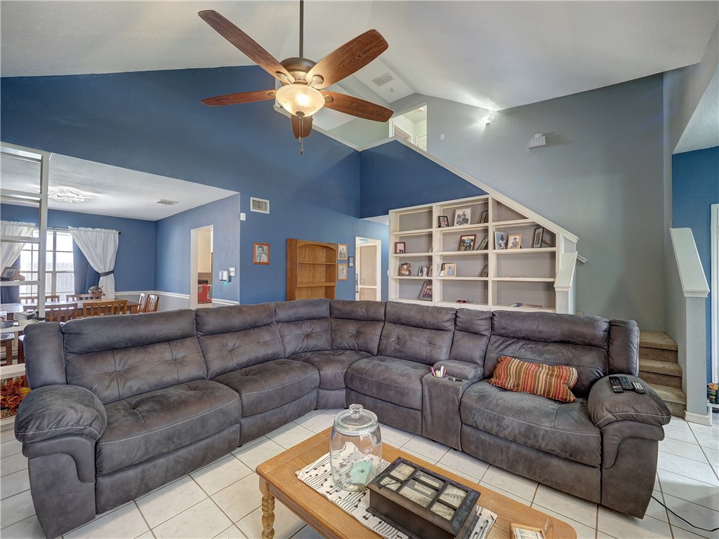 7210 St James Court Corpus Christi, TX 78413 - Photo 4 of 26