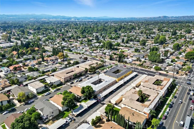 $2,000 | 19237 Bryant Street, Unit 8, Northridge, CA 91324