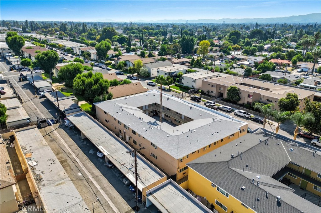 19237 Bryant Street, Unit 8 Northridge, CA 91324 - Photo 34 of 35
